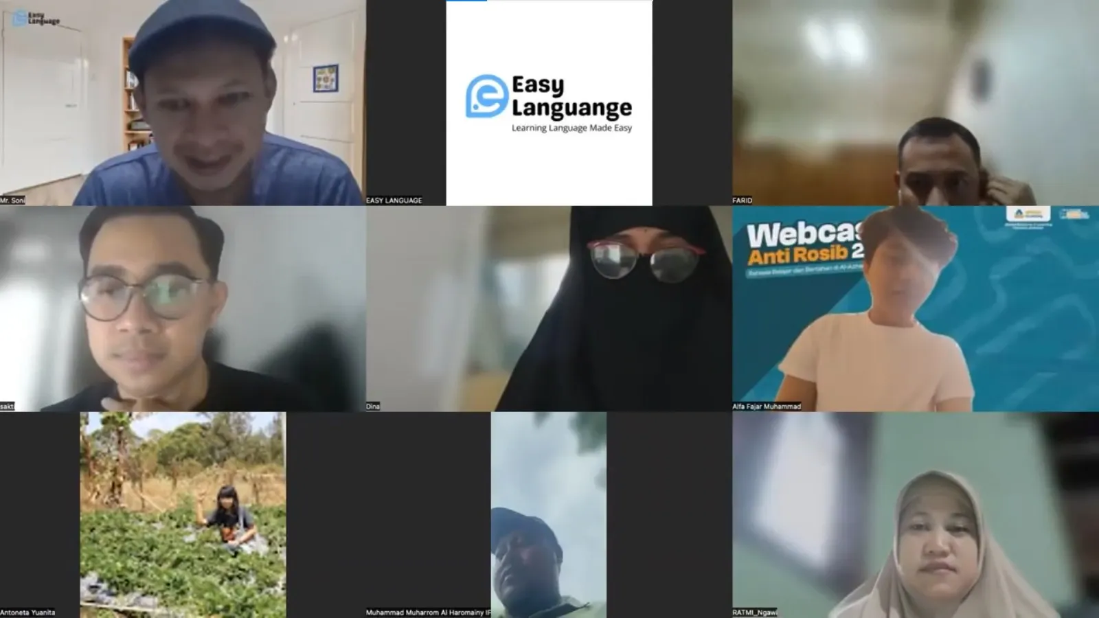 Suasana kelas live online Easy Academy dengan peserta dari berbagai kota